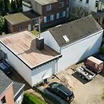 Alte Bäckerei Hinterhaus Apartment Alte Bäckerei am Flughafen - Messe Düsseldorf
